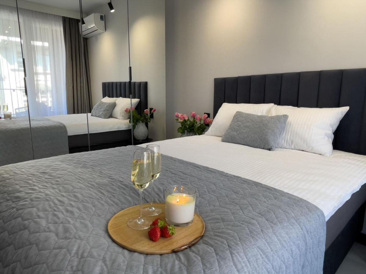 URBAN APARTMENTS Premium Opolska 10 Nr 69 Plus 2 Garages Kattowitz Exterior foto